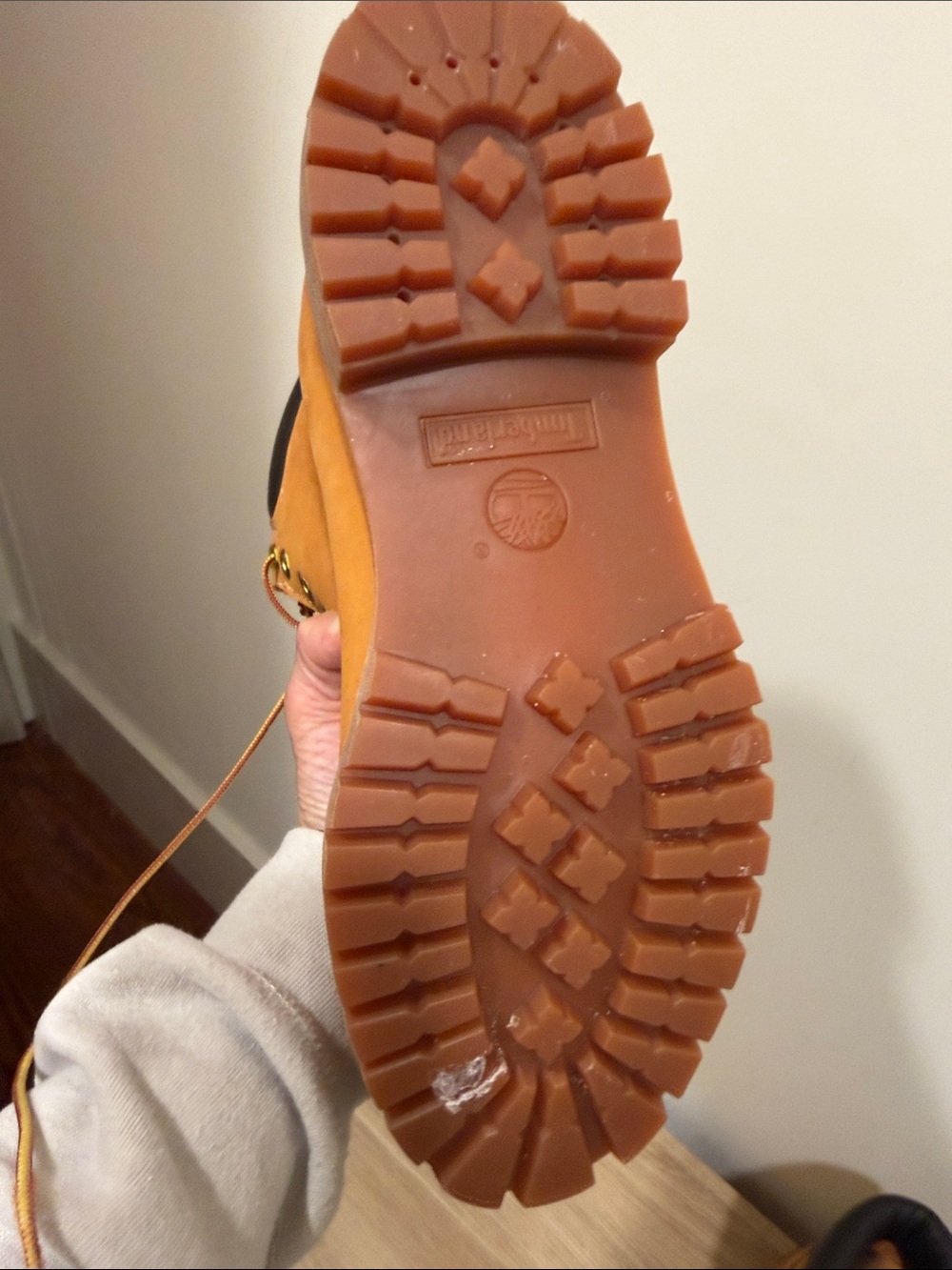 Classic Men's Work Boots in Wheat - Picture 4 of 5